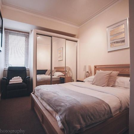 Prime 2 Bedroom City Centre Apt Aberdeen Eksteriør billede