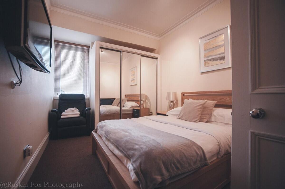 Prime 2 Bedroom City Centre Apt Aberdeen Eksteriør billede